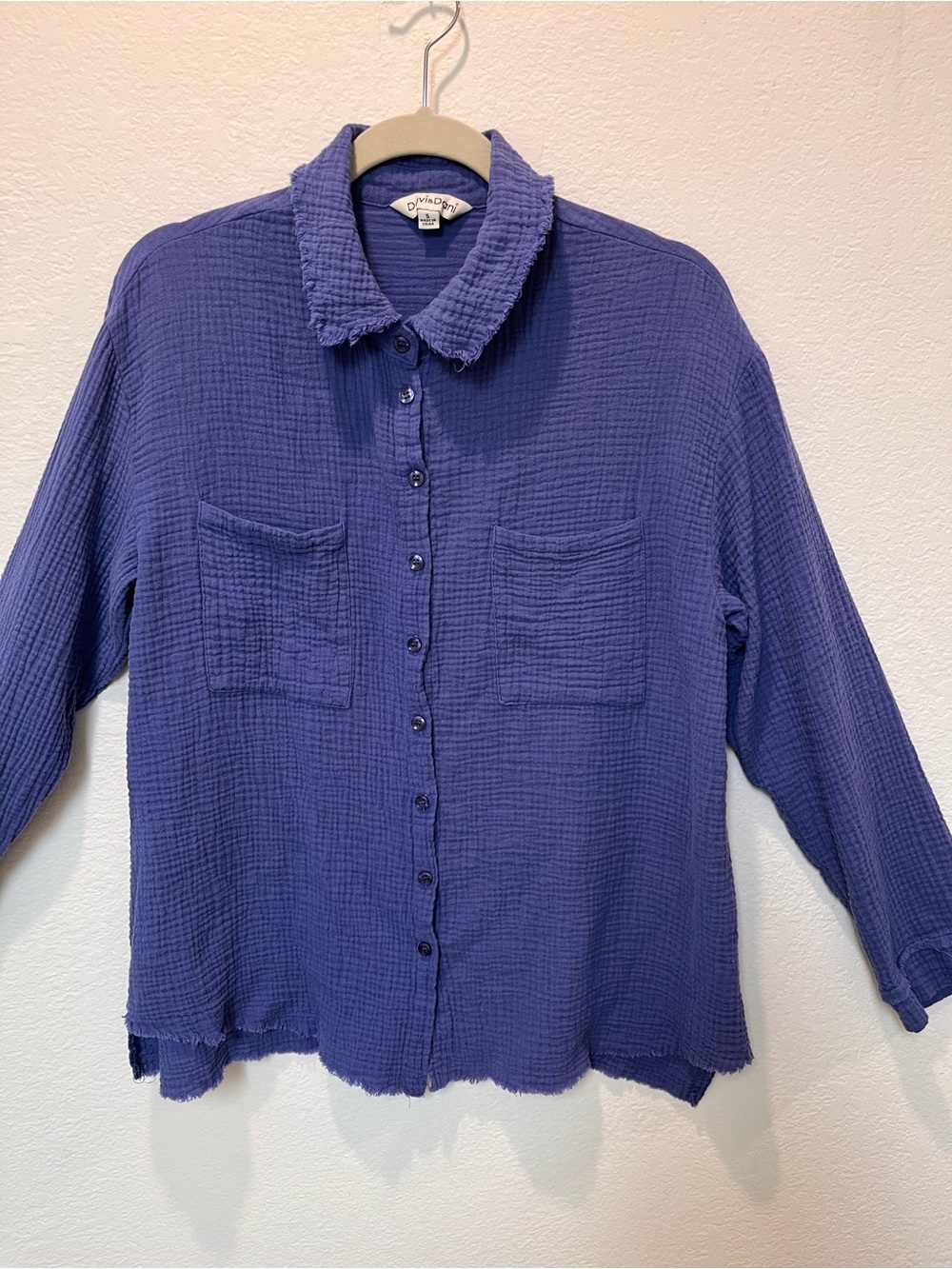 DAVI & DANI Women's Textured Button-Down 100% Cotton Shirt in Periwinkle.